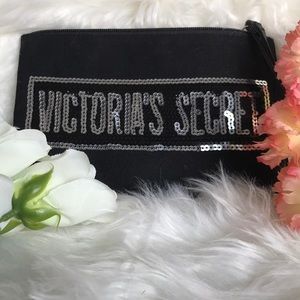 VICTORIAS SECRET MAKEUP BAG